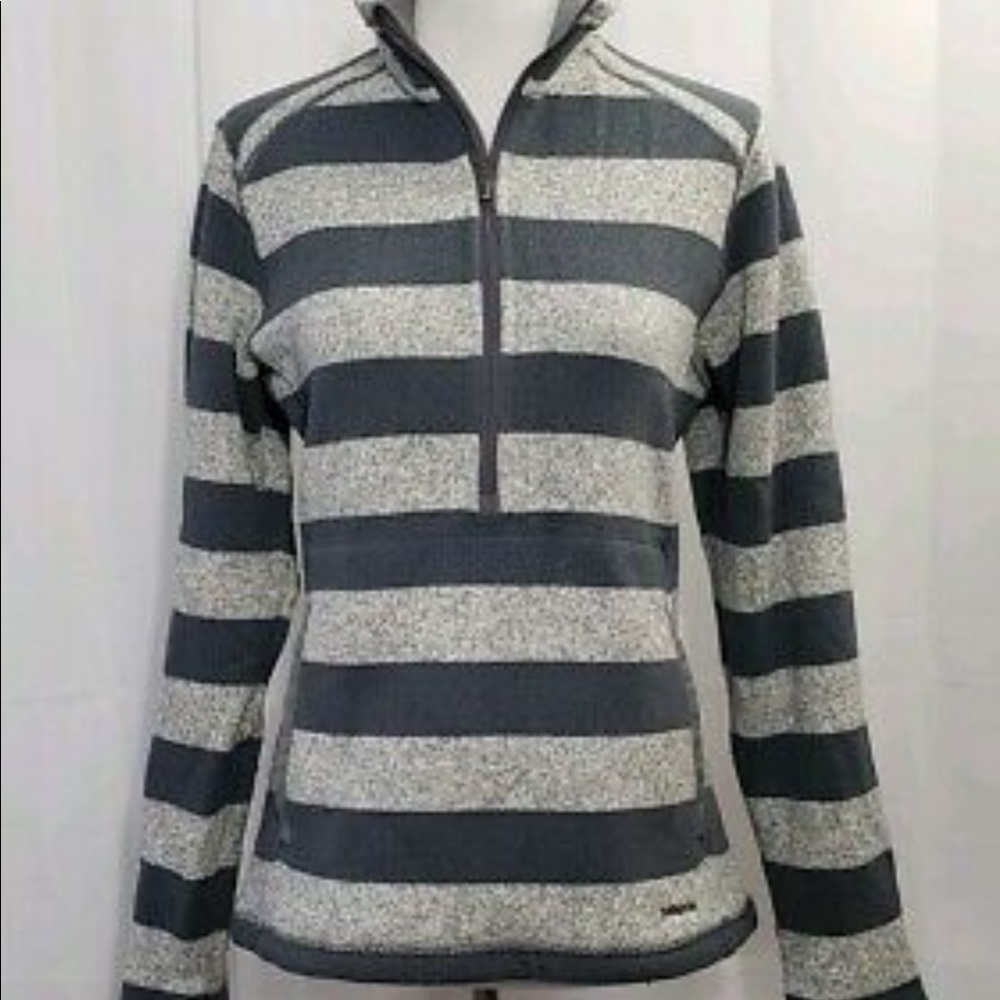 Patagonia women’s medium half zip
